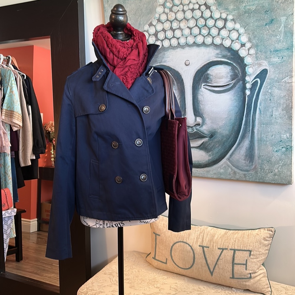 GAP Beautiful Navy blue fall jacket with buttons size M